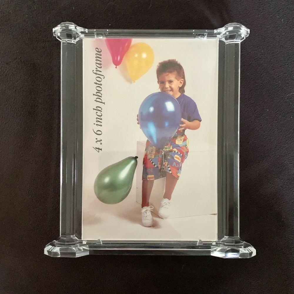 1990s clear acrylic columns 6 x 4 photo frame